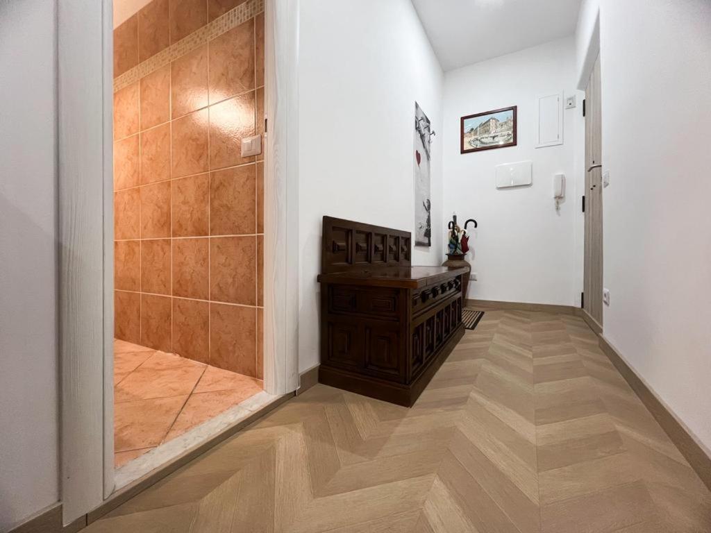 A Casa Di Ala Apartment โรม ภายนอก รูปภาพ