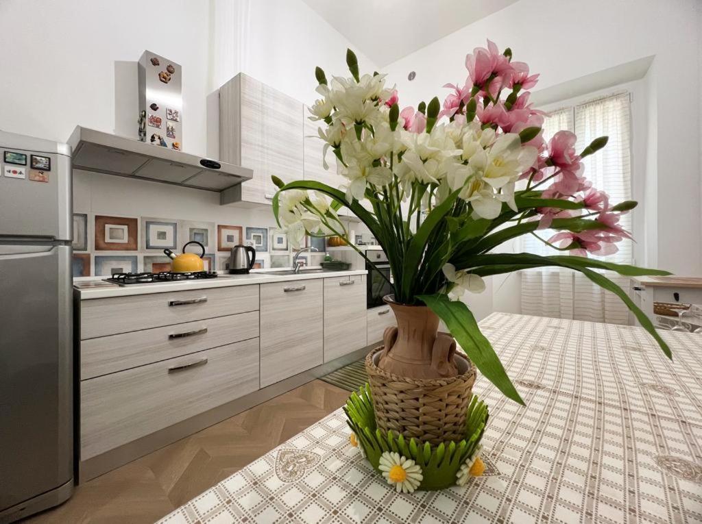 A Casa Di Ala Apartment โรม ภายนอก รูปภาพ