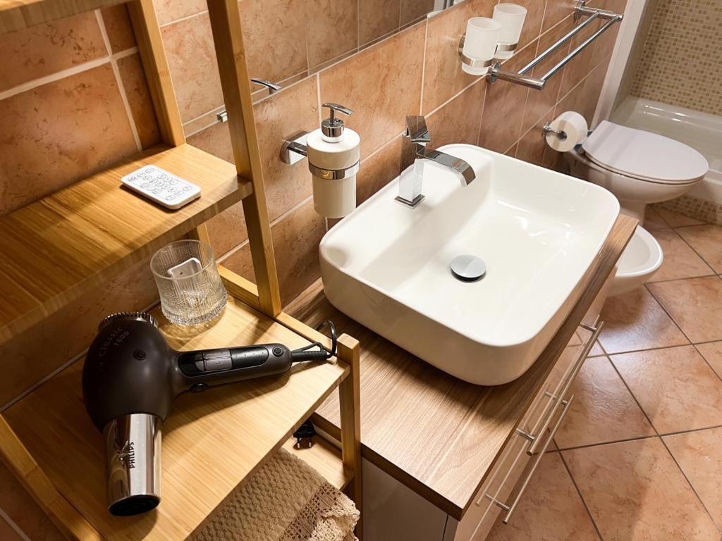 A Casa Di Ala Apartment โรม ภายนอก รูปภาพ